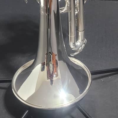 Getzen Eterna PRO Eterna 800S Silver L B Cornet, M/P 's and hardcase  Case  Silver Plate image 2