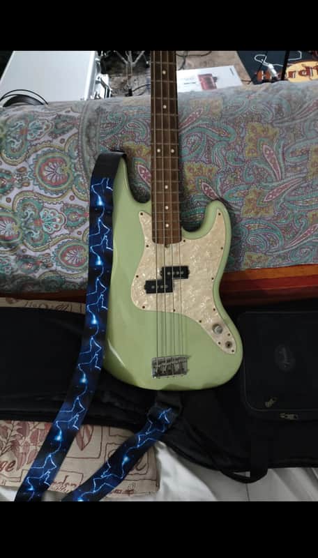 Fender Mark Hoppus P bass 2012 - Surf Green image 1