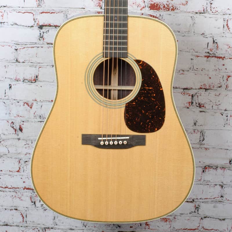 Martin - 2025 HD-28 Standard Series - Acoustic Guitar - Natural with Aging Toner - Hardshell Case - x8988 (10Y25HD28-8988)