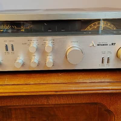 Mitsubishi DA R7 stereo receiver in very good condition, serviced - 1980's image 1