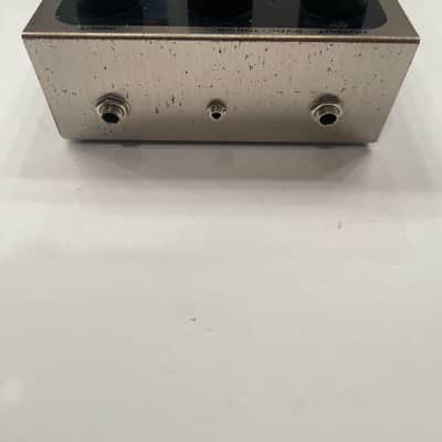 Electro Harmonix Original Pulsar Variable Shape Tremolo EHX Guitar Effect Pedal image 6