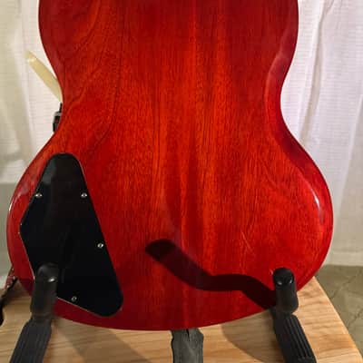 Gibson SG Standard '61 Reissue w/ Maestro Vibrola - '19 Factory Prototype 2019 - Cherry image 2