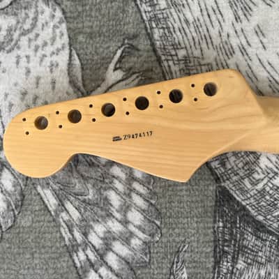 2009 Fender Stratocaster American Standard Maple Neck USA image 4