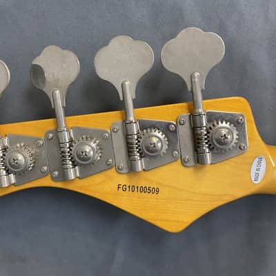Fernandes Jazz Bass image 9