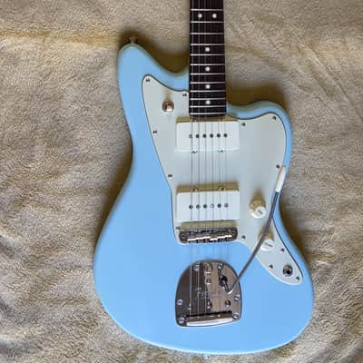 Fender MIJ Junior Collection Jazzmaster 2021 - Present - Satin Daphne Blue image 2