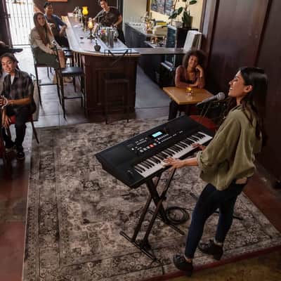 Roland E-X50 Entertainment Keyboard image 7