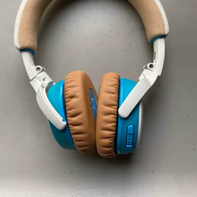 Bose Soundlink Bluetooth Headphones ( Triple Black ) image 5