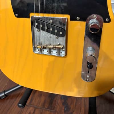 Fender Special Edition Deluxe Ash Telecaster Butterscotch Blonde image 4