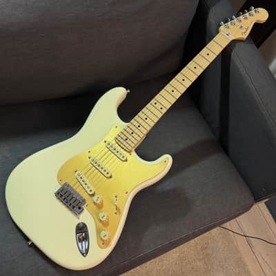 Fender Custom American Deluxe Stratocaster Olympic White Maple UPGRADES G&G USA Strat Professional II image 2