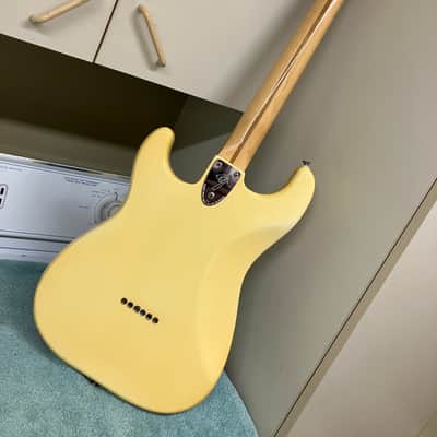 1977 Fender Stratocaster - Olympic White image 12