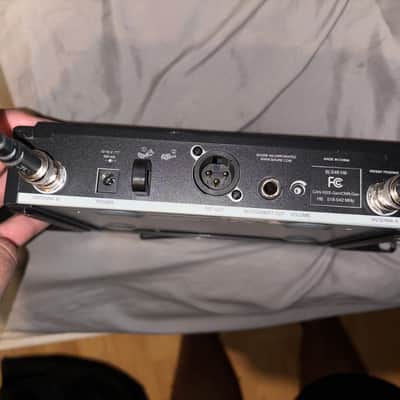 Shure BLX4R image 6