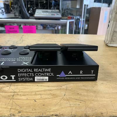 Used ART X-15 Ultrafoot MIDI Foot Controller Pedal in original box with manual image 9