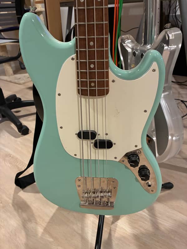Squier Classic Vibe '60s Mustang Bass