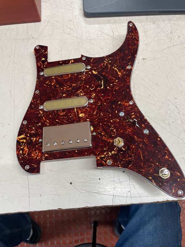 Lollar/Tom anderson Pickguard assembly - Tortiouse guard image 1