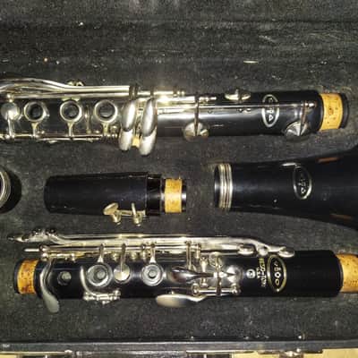 LeBlanc Vito V7212 Bb Clarinet, with case image 2