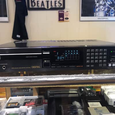 1985 * Sony CDP-620ES Single CD Player image 1