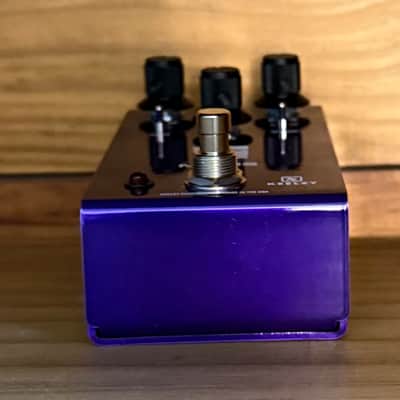 Keeley Custom Shop Manis Overdrive in Plasmaetic Purple image 6
