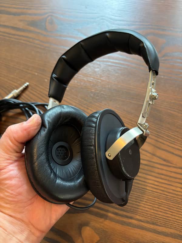 Beyerdynamic DT48 Vintage Headphones image 1