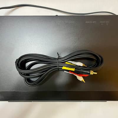 Sony DVP-S560D CD/VideoCD/DVD Player 2000 - Black image 5