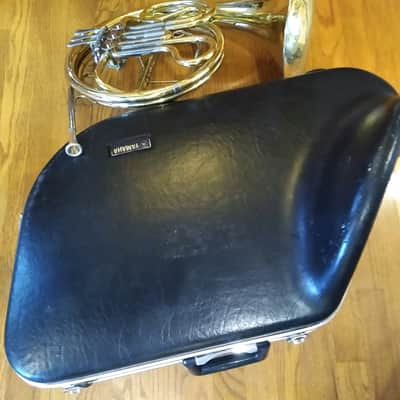Yamaha YHR-313 Single French Horn, Japan, with Yamaha case, Good Condition image 2