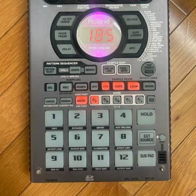 Roland SP-404SX - Gearspace