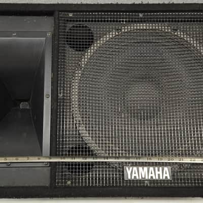 Yamaha SM151V Club Series 15" Passive Stage Monitor Speaker Tested image 4