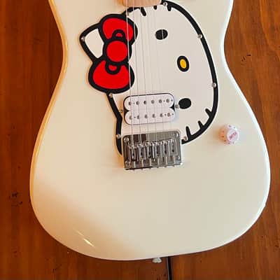 Fender Web Exclusive - Squier Hello Kitty Stratocaster - 2024 50th Anniversary Limited Edition, White image 2