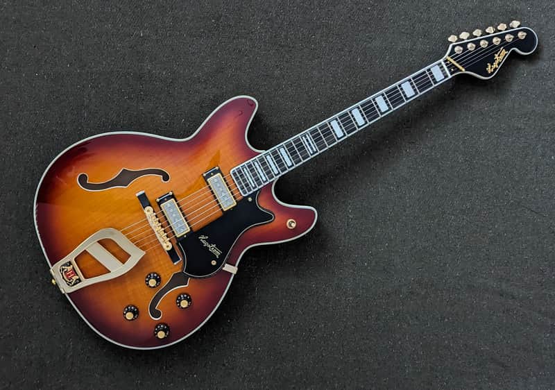 Hagstrom '67 Viking II 2023 - Present - Vintage Sunburst image 1