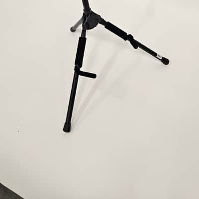 B-Stock - Ultimate Support GS-200+ Genesis Series Plus Guitar Stand image 1