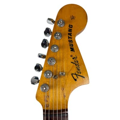 Fender Japan 69 Reissue Mustang 1984-1987 - Vintage White image 11