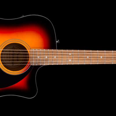 Fender  California Standard Redondo™ CE, Spruce Top, Black Pickguard, 3-Color Sunburst image 7