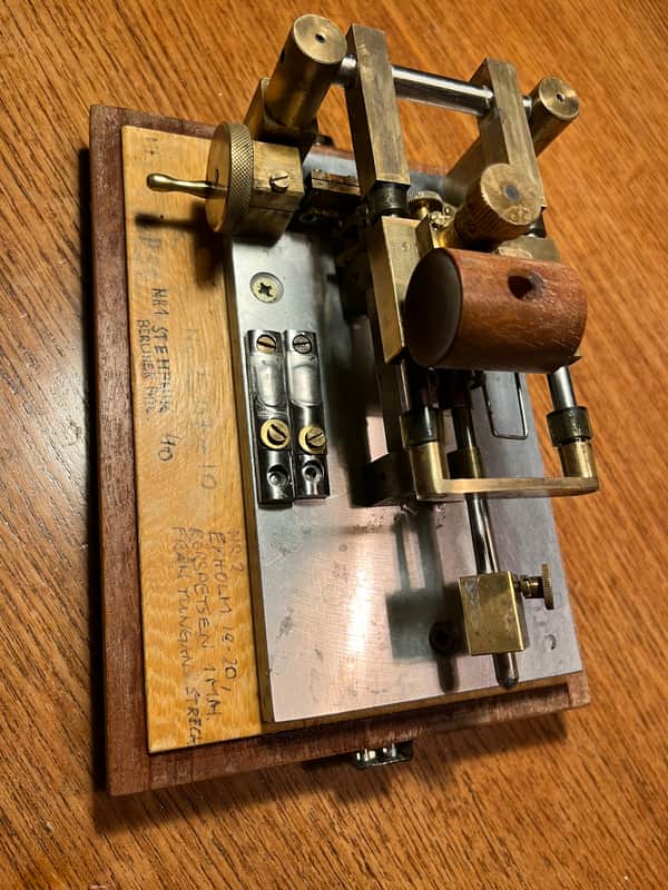Kunibert Michel Profiling Machine/Aussenhobelmaschine for engl.horn/Cor Anglais 1990-2000 - Messing image 1