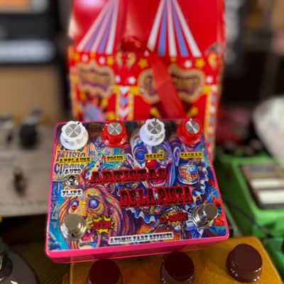 Atomic Fart Effects ARTISTAS DE LA PISTA Hand Made Left : (Based in Gold “Klon Centaur & Booster Ecoplex EP2 image 2