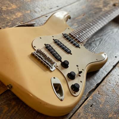 Fender Stratocaster 1972 Reissue FujiGen MIJ E-Serial 1984-87 Olympic White image 6