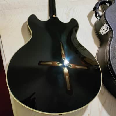 Sire Larry Carlton H7 - Black Includes Hard case image 4