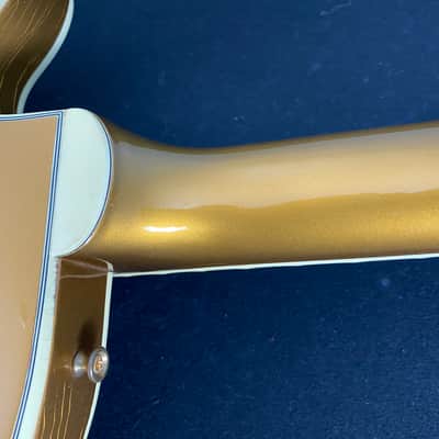 Video! Unreleased 1993 Gibson R+D Chet Atkins Country Gentleman 100th Anniversary 1994 - All Gold w/ Diamond Headstock + Block Inlays image 15
