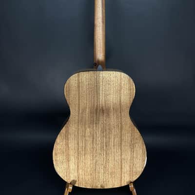 Martin 000-12E Acoustic Guitar image 3