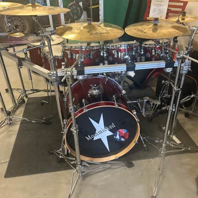 PDP PDCM2217RB Concept Maple Series 7x8/8x10/9x12/12x14/14x16/18x22/5.5x14" 7pc Shell Pack with Chrome Hardware 2010s - Red to Black Sparkle Fade image 2