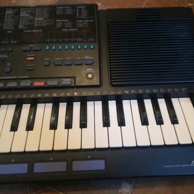 Yamaha PSS-51 Vector Synthesizer Keyboard image 1