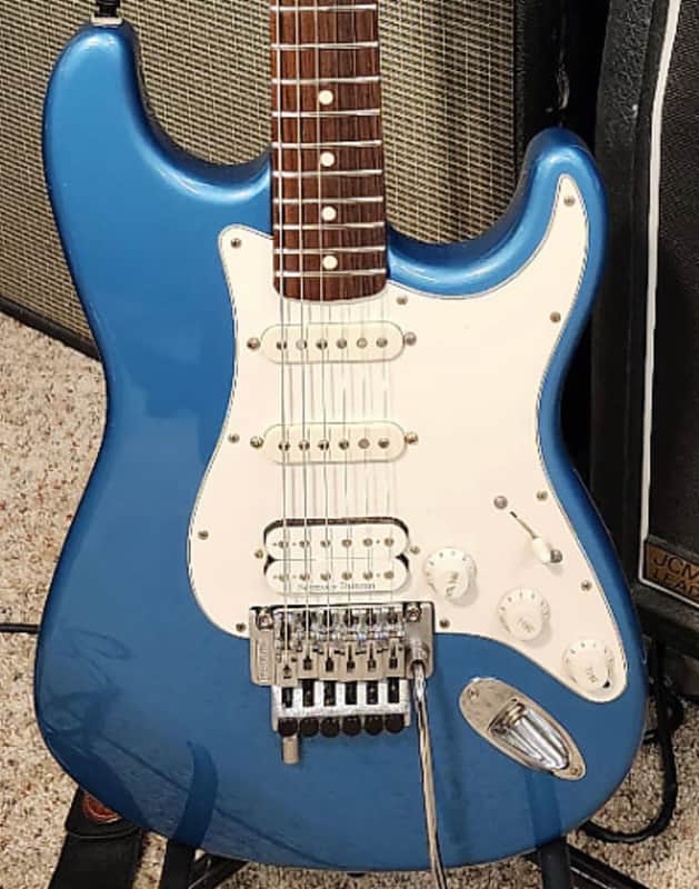 Fender Richie Sambora Signature Stratocaster - Lake Placid Blue image 1