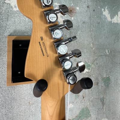 Fender Player II Modified Stratocaster with Maple Fretboard 2025 - Present - Sunshine Yellow image 7