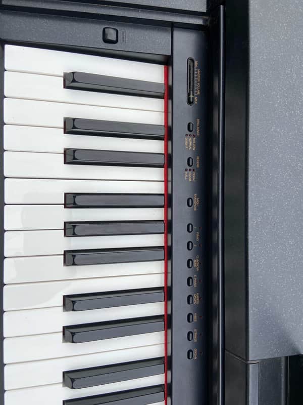 YAMAHA ピアノ クラビノーバ  CLP-560 2万5000円 YAMAHA Clavinovaシリーズ デジタルピアノCLP560中古()売却済みです