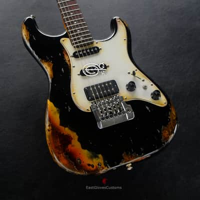 Fender Deluxe Comtemporary Stratocaster Floyd Rose System III Tremolo Black MIJ Relic Aged (RARE) image 3