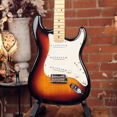 2008 Fender American Standard Stratocaster - Great American Strat! image 4