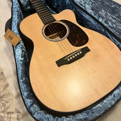 Martin Junior Series 000C JR-E Electro Acoustic Guitar – Immaculate Condition image 4