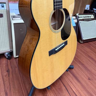 Martin Standard Series 000-18 Acoustic Guitar -Natural- w/Hard Case- New! image 3