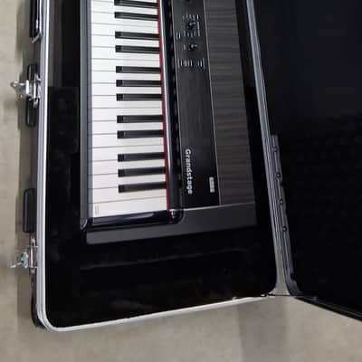 Korg Grandstage 88 + Flightcase + Support image 1