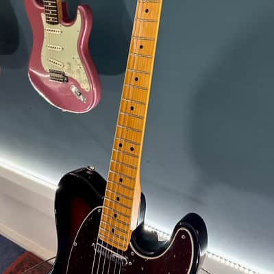 Fender American Professional II Telecaster with Maple Fretboard 2020 - Present - 3-Color Sunburst image 7