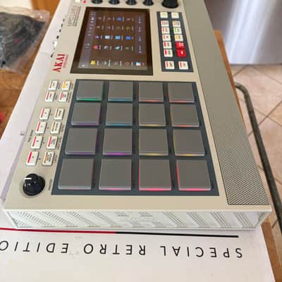 Akai MPC Live II Standalone Sampler / Sequencer Retro Edition 2020 - Present - Grey - OPEN BOX image 12