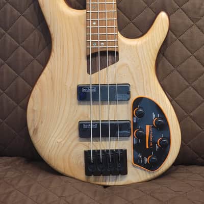 Cort B4ELEMENTOPN Mahogany Body Ash Top 5pcs Walnut & Panga Panga Neck 4-String Electric Bass Guitar image 4